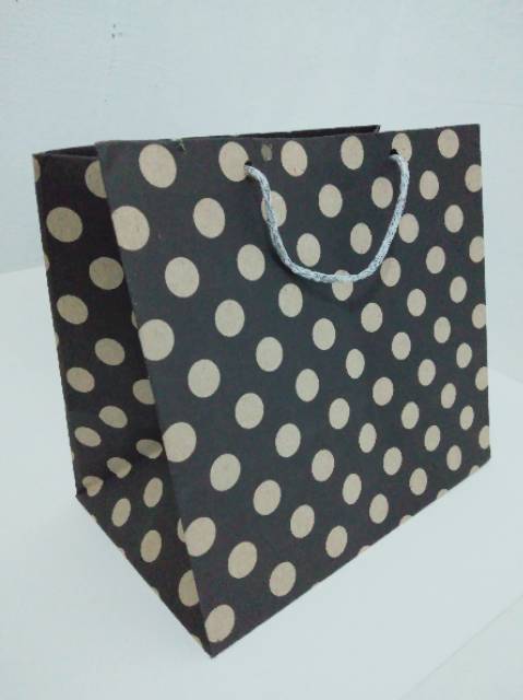 Paper bag tas kertas R7 (22x16x21)(0114)