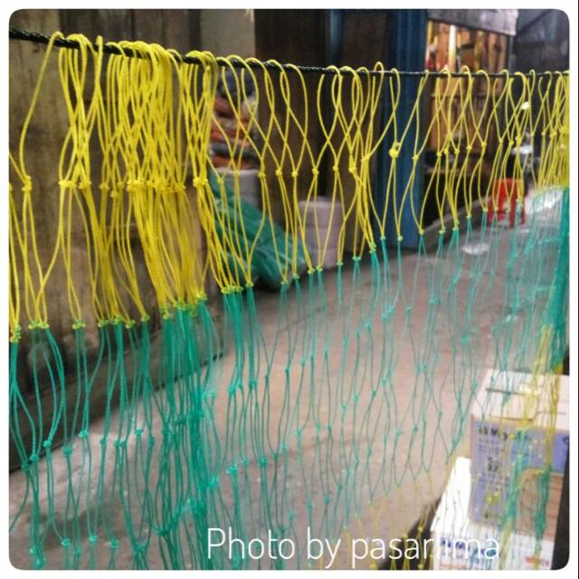 Jaring pagar ayam pelangi