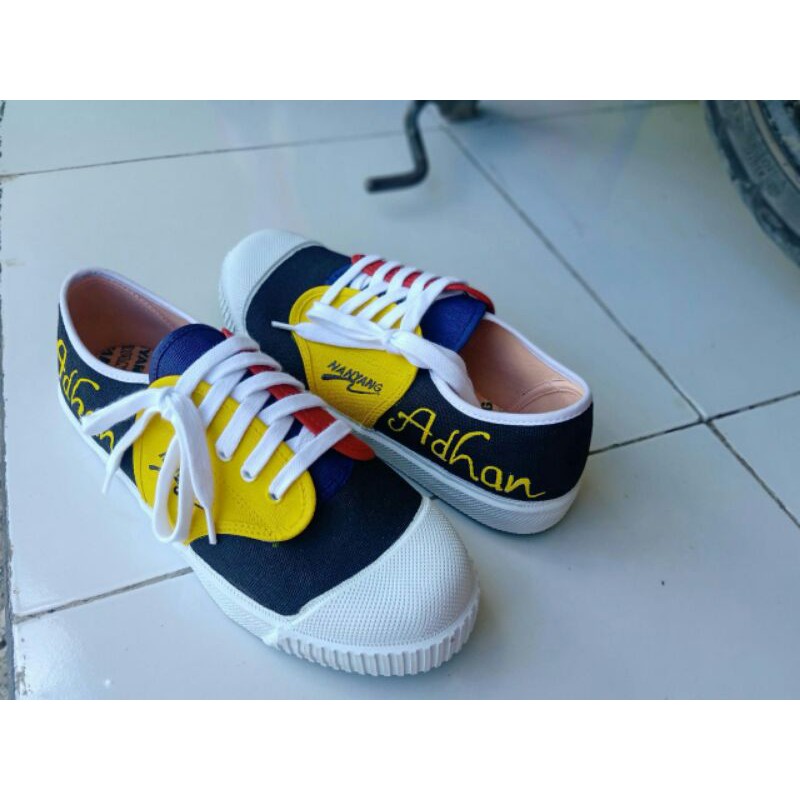 sepatu nanyang motif warna warni