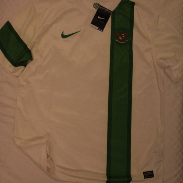 Jersey Timnas Indonesia Away 2012