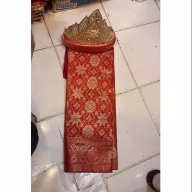 Rumpak tanjak songket  plat adat palembang asli