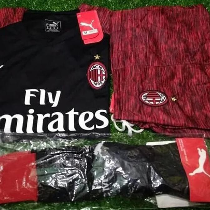 1 Set Dewasa Jersey Baju Obral Kaos Kaki Celana Ac Milan 3Rd 18/19