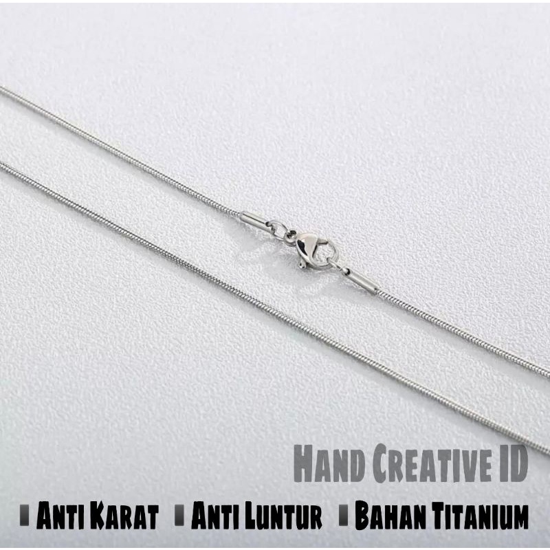 Kalung Titanium Pria Wanita Anti Karat Model Belut Bulat Silver Gold