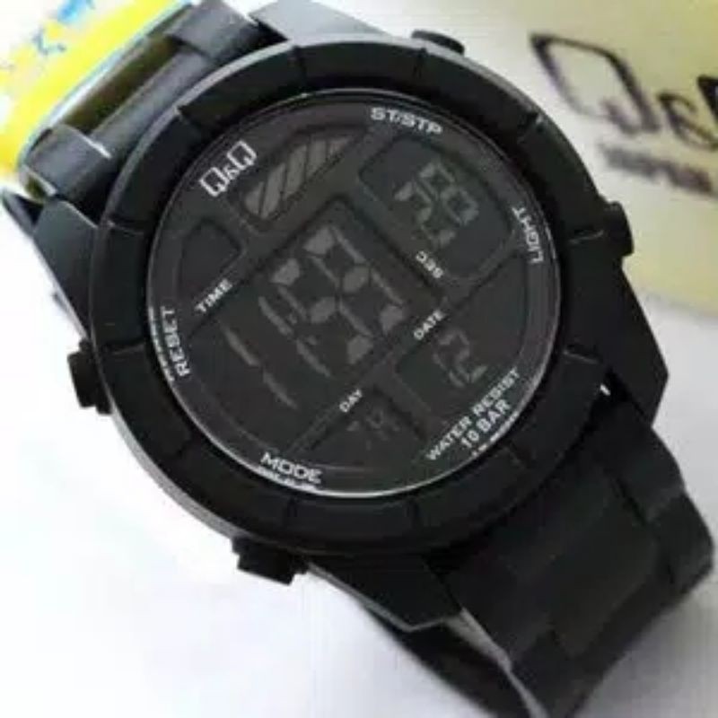 Jam Tangan Pria Q&Q M123 Tali Rubber Q&Q QQ 123 /Garansi Resmi 1 Tahun