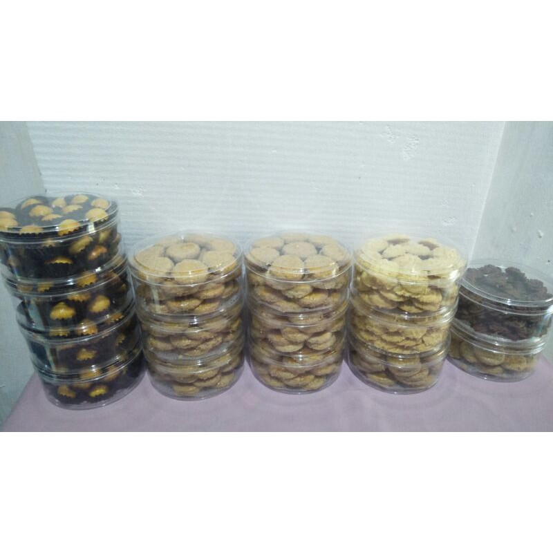 

Kue Kacang