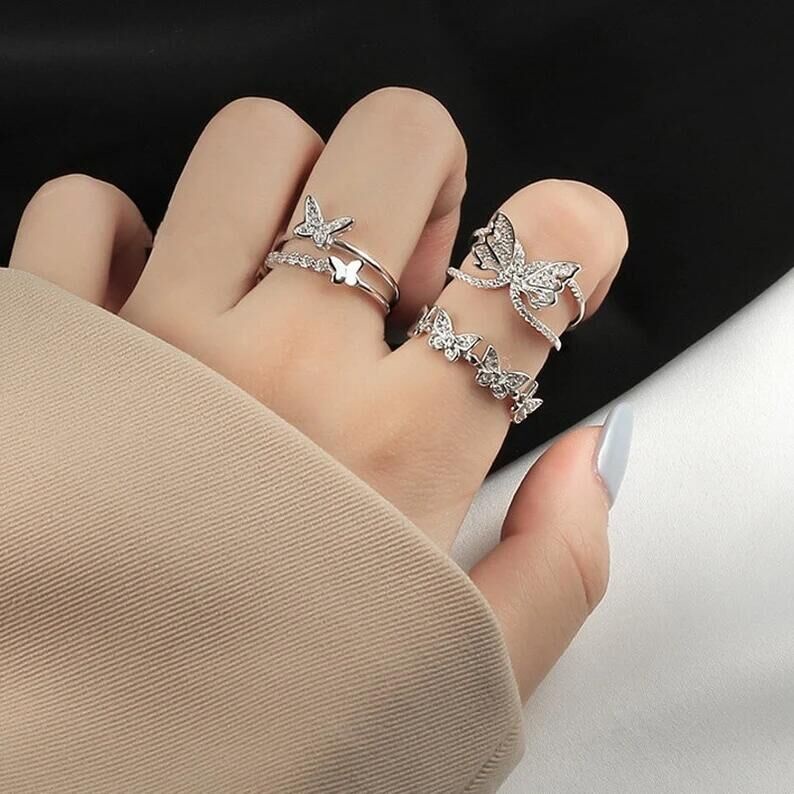 Cincin Kristal Model Butterfly Warna Silver Gaya Korea Untuk Wanita