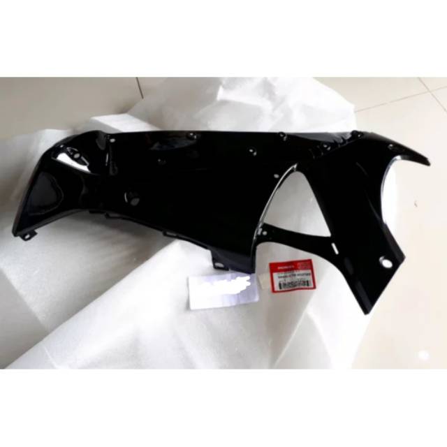SAYAP DALAM SUPRA X 125 TAHUN 2005 -2006 SEBELAH KANAN ASLI HONDA