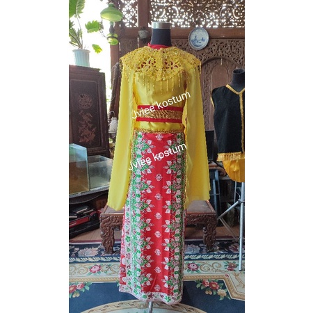 Baju tari manuk dadali