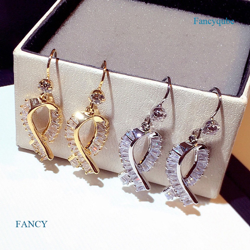 Anting Tusuk Gantung Wanita Desain Salib Hias Cubic Zirconia Gaya Mewah Untuk Pesta