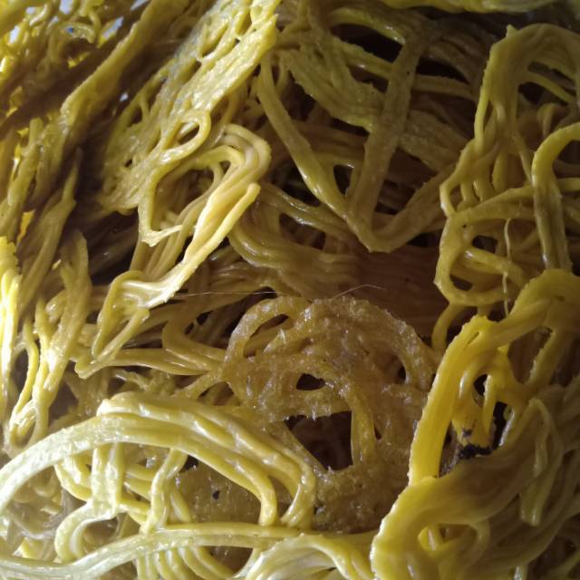 

kerupuk mie kuning bsr