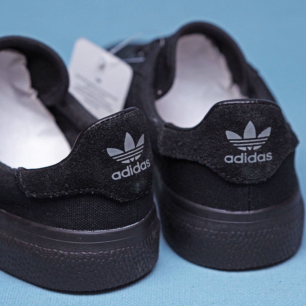 adidas vulc black