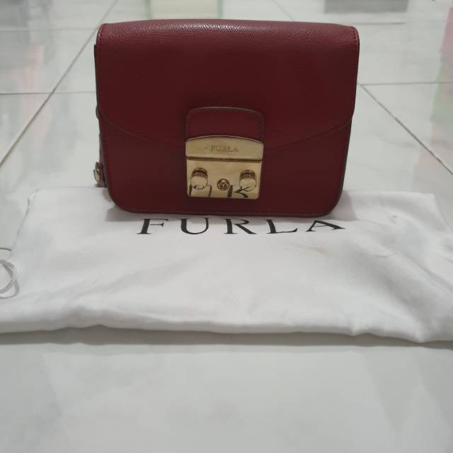preloved original furla metropolis red