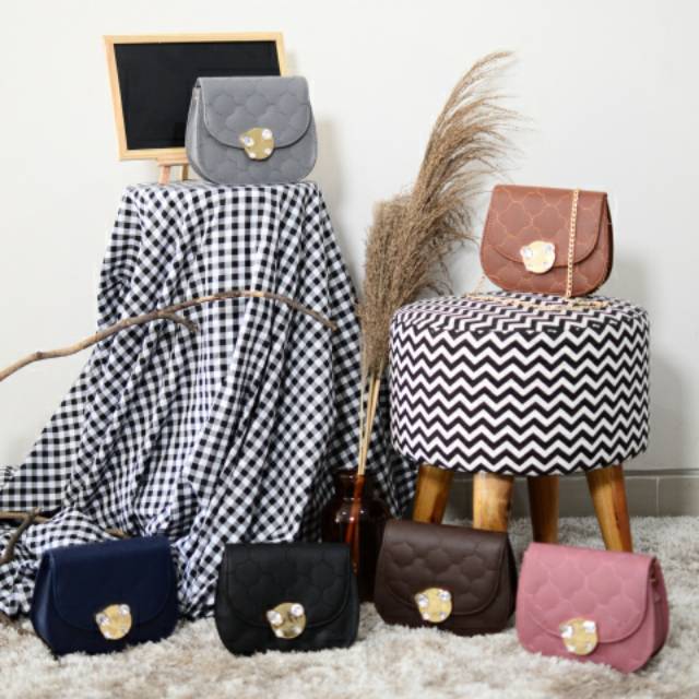 TAS WANITA BORDIR DIAMOND