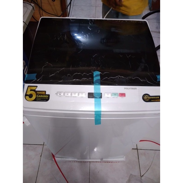 mesin cuci cirebon polytron automatic top loading PAW7527