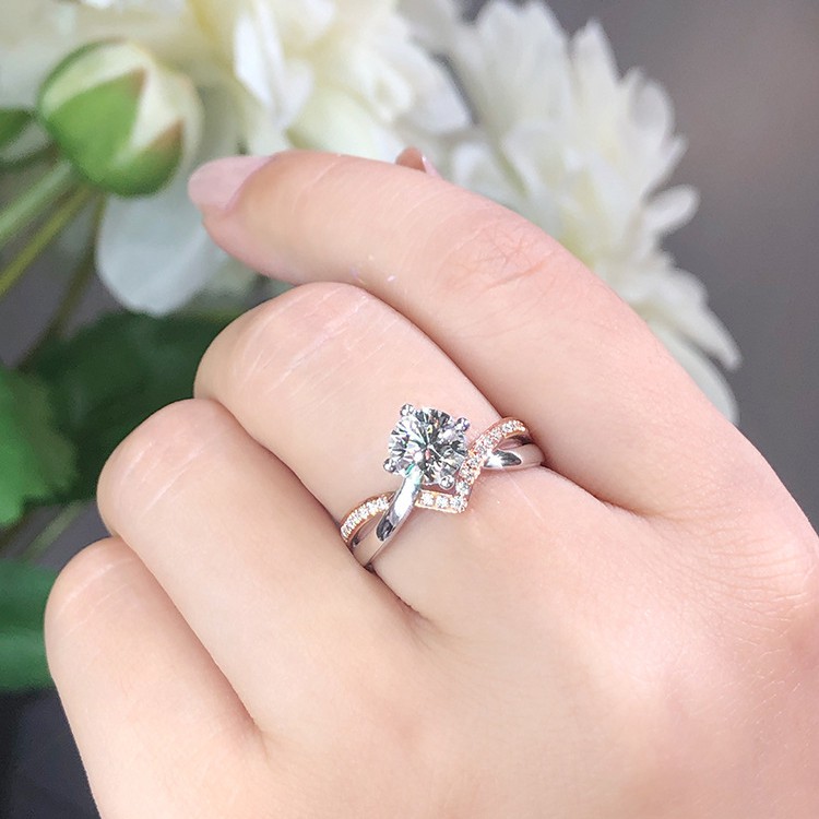925 Cincin Bentuk V Kreatif Perak Murni pt950 Mawar emas Perhiasan Berlian yang Dapat Disesuaikan