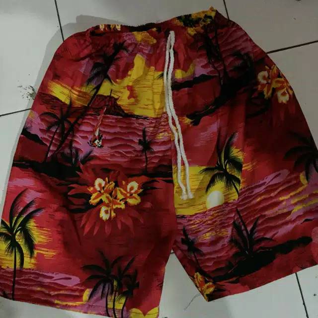 Celana kolor pria hawai bali