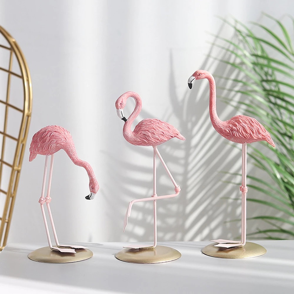 Nordic Style Flamingo Figurine Home Decoration / Elegant Pink Flamingo Resin Ornament For Tabletop desktop Artificial Wedding Home Decor / Romantic Fairy Garden Livingroom Office Wedding Party Ornament Home Decor