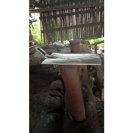 Cangkul baja isen berkualitas