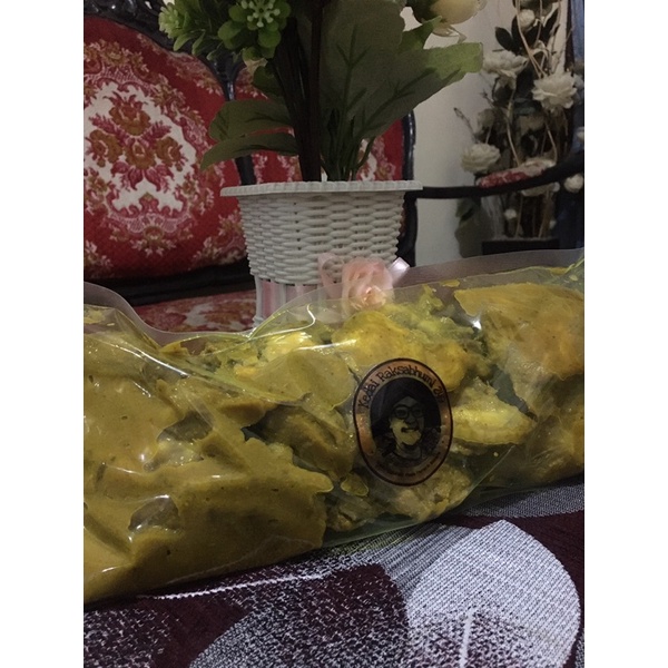 

Ayam Ungkep Bumbu Kuning 1 ekor