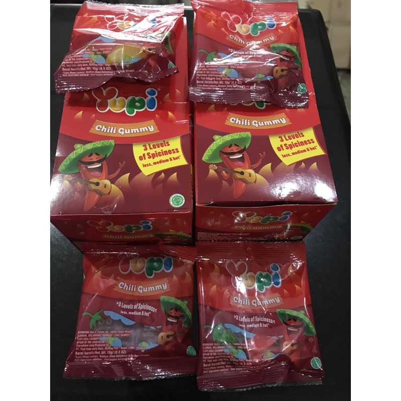 BARU YUPI CHILI GUMMY ISI 12