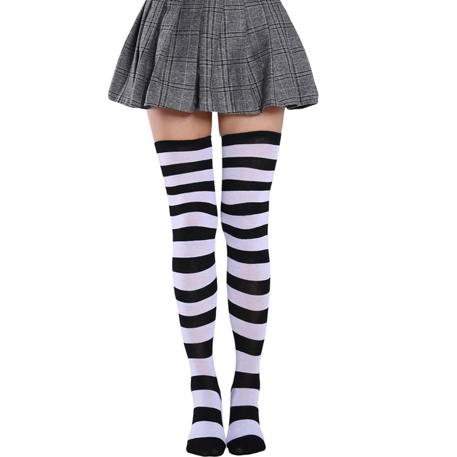 Kaos Kaki Wanita Over Knee Socks Kaos Kaki Sepaha Motif Belang-Belang Kaos Kaki Panjang-Black X White