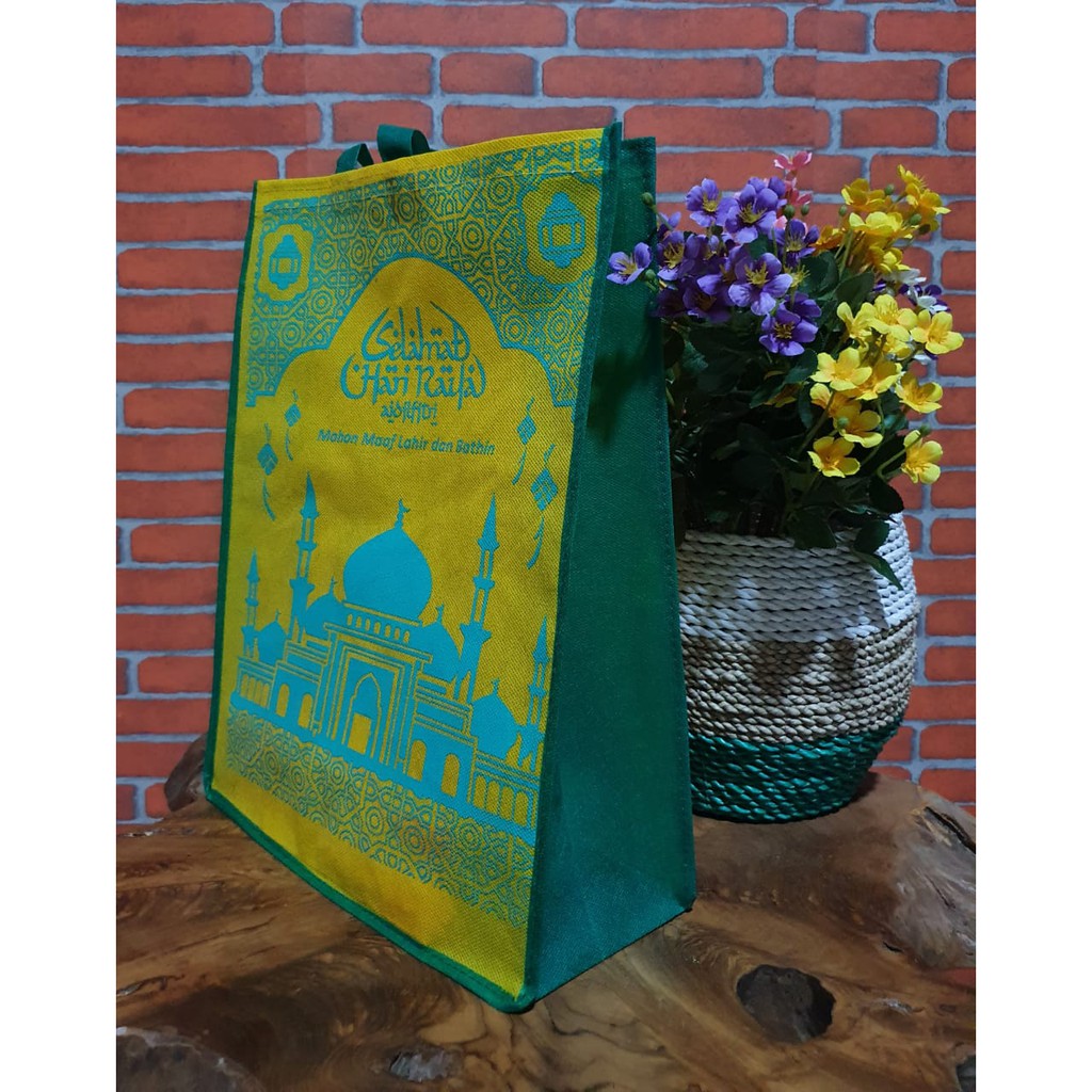 

TAS SOUVENIR / GOODIE BAG RAMADHAN IDUL FITRI