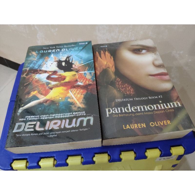 original ori novel set delirium pandemonium lauren oliver paket buku bekas preloved second fantasi t