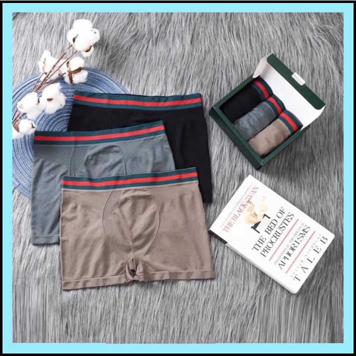 

Celana Dalam Boxer Pria Jumbo Melar Elastis Motif Garis