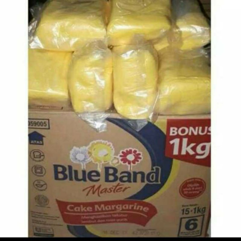 

Blue band master cake margarine repack 1kg