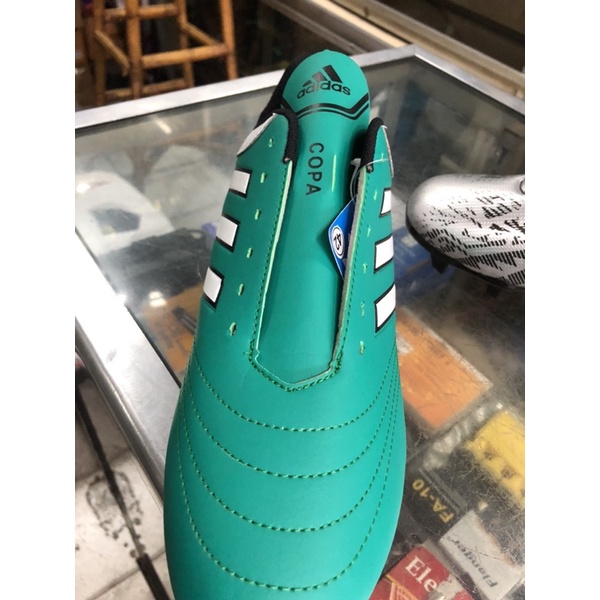 sepatu bola import