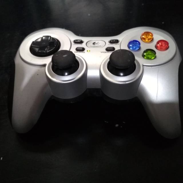 Logitech Gamepad F710 Second