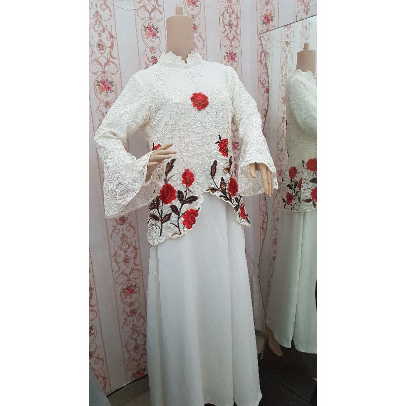 Dress kebaya muslim putih brokat mawar