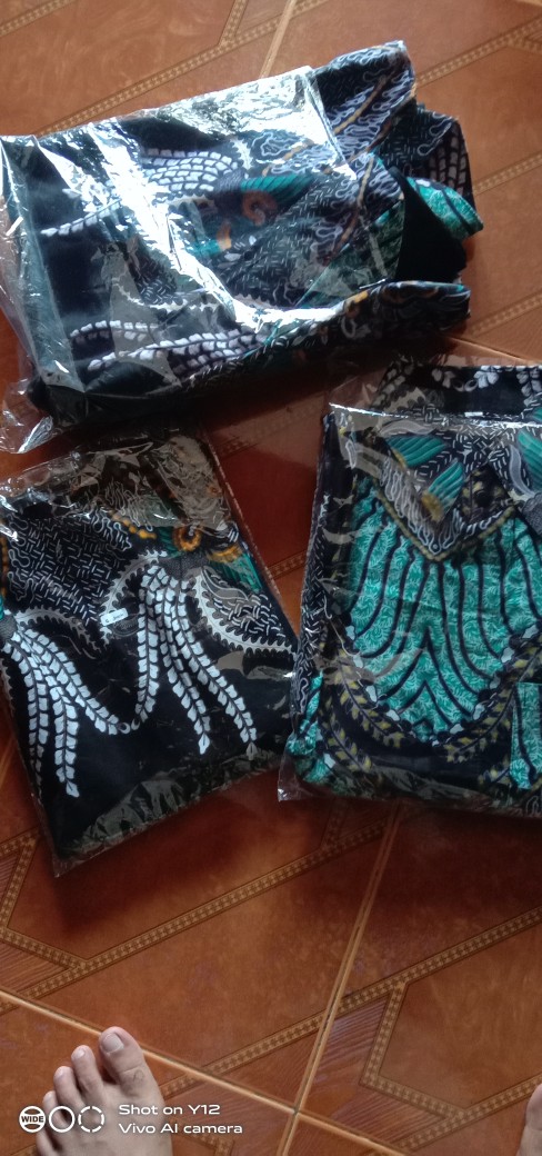 Syakira Family Set Gamis Couple Keluarga Kembar Lebaran, Batik Alaika Motif Madu Hijau