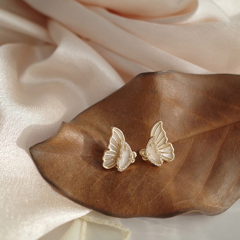 Anting-anting Sayap Kupu-Kupu Berlian Berkilau Aksesoris Telinga Wanita Korea vintage