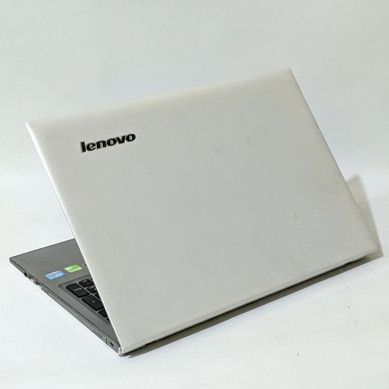 laptop editing Lenovo Ideapad z500 - core i7 8core - ram 16gb - Dual vga Nvidia GeForce GT 740m