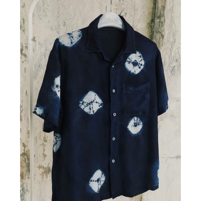 kemeja shibori