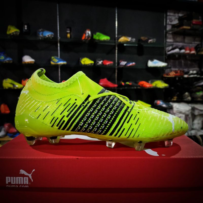 SEPATU BOLA PUMA