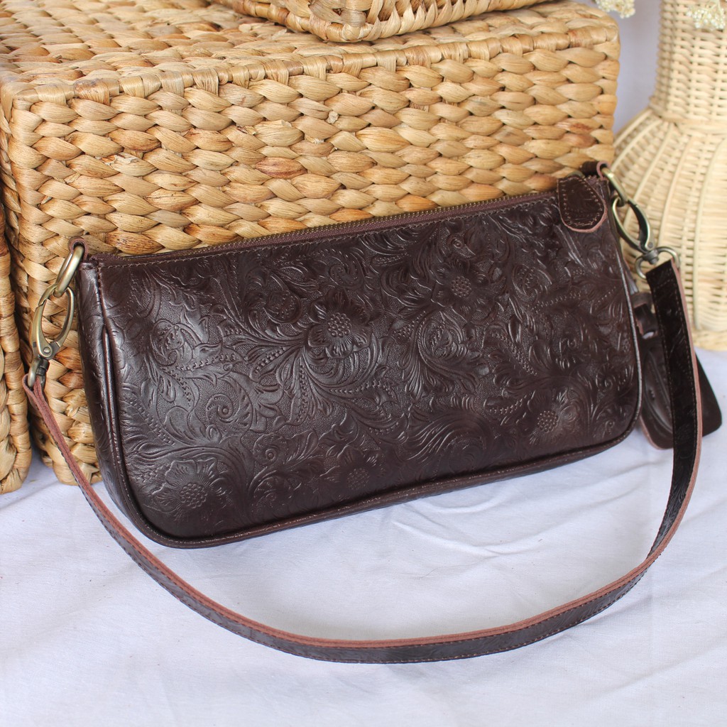 GOZZO LEATHER / TAS TANGAN DAN CLUTCH WANITA KULIT ASLI EMBOS BATIK MODEL NEBULA / FREE GRAVIR NAMA DI TAS