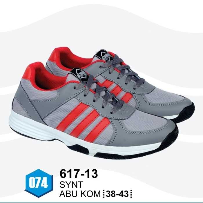 Sepatu Olah Raga Pria