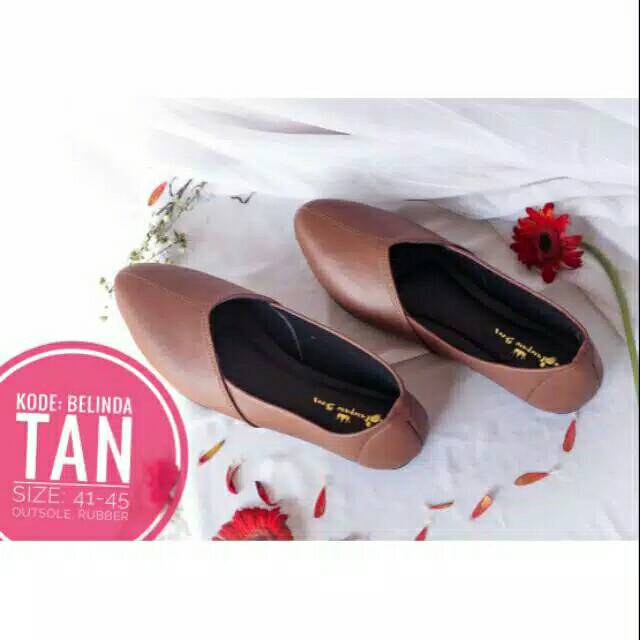 SEPATU WANITA JUMBO BIG SIZE KODE : BELINDA TAN (41-45)