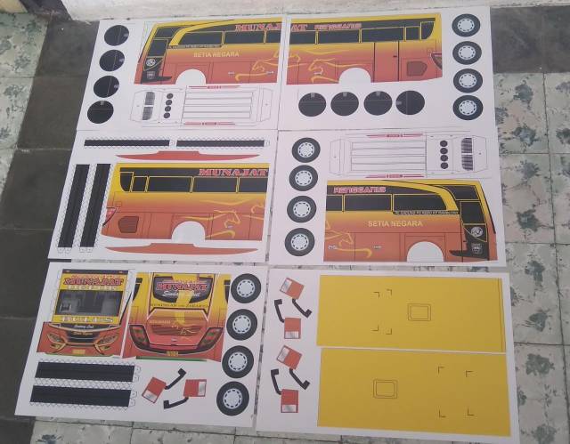 Lembaran Papercraft Bus Skala 1 20 Berbagi Macam Model Po Bus Di Indonesia Shopee Indonesia