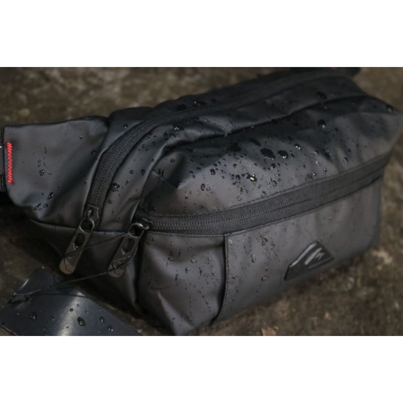 TAS SLEMPANG WAISTBAG QUIKSILVER PREMIUM QUALITY WATERPROOF ANTI AIR TAS DISTRO PRIA