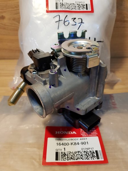 THROTTLE  BODY ASSY HONDA CRF 150 L 16400-K84-901 AHM GENUINE PARTS ORIGINAL HGP