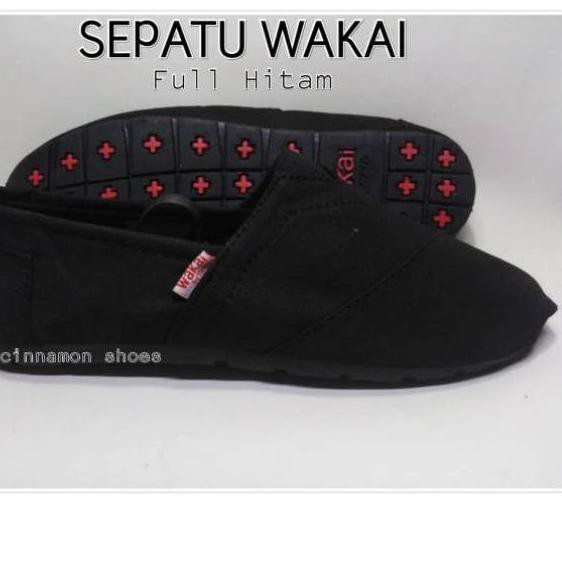 *BestSeller* Sepatu WAKAI slip on loafer pria wanita ✧
