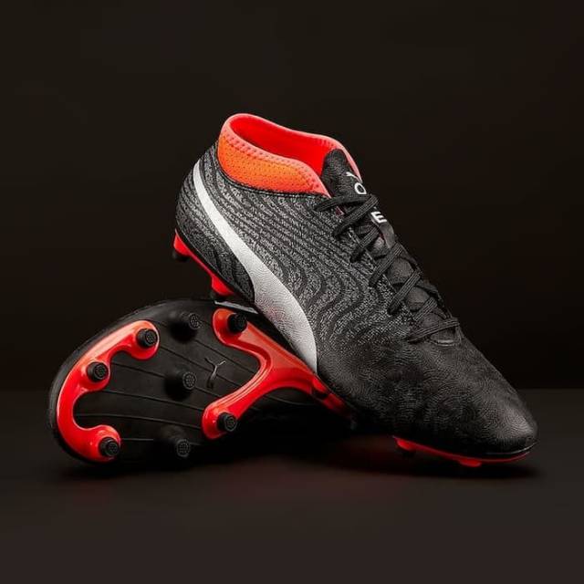 SEPATU PUMA ONE 18.4 FG ORIGINAL
