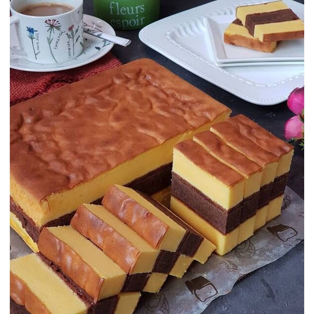 

Kue Lapis Surabaya / Kue Subuh / Kue Basah / Jajanan Pasar Senen