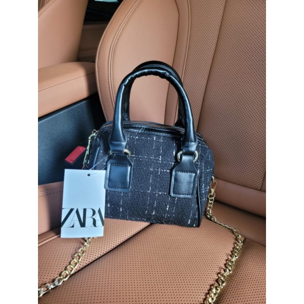 Tas Selempang Zara