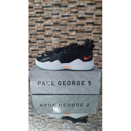 Nike PG5 second