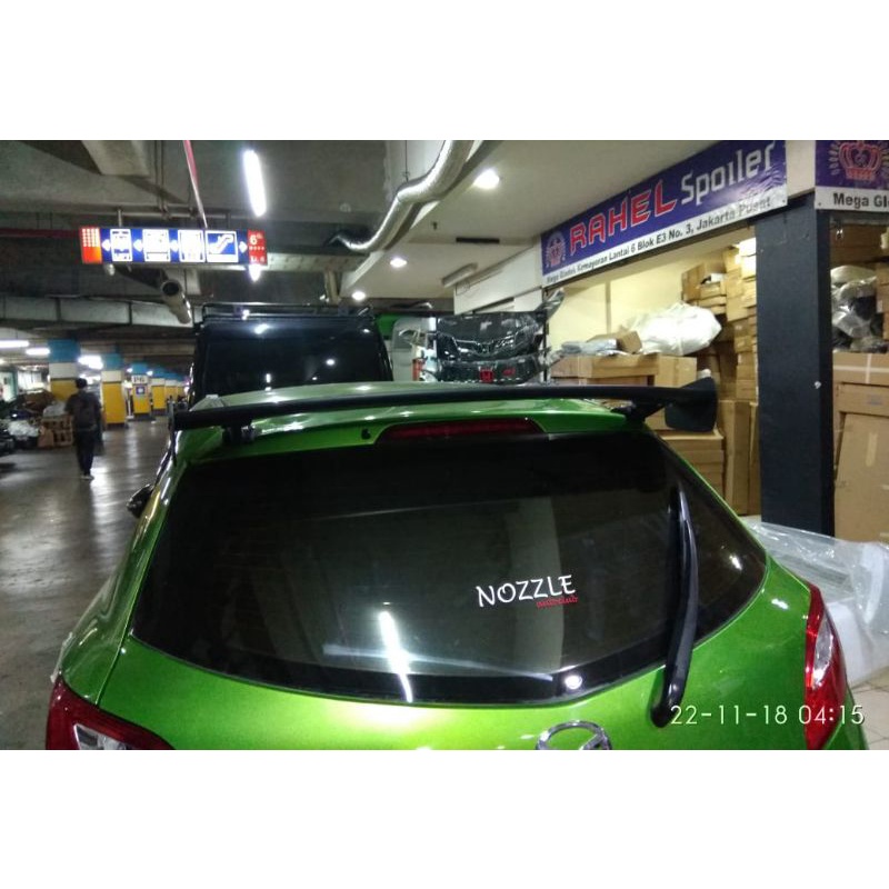 spoiler mazda 2 lama
