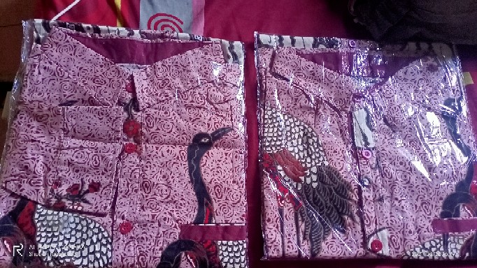 Kemeja Batik Pria / Kemeja Lengan Panjang / Hem Batik Couple Pria / Sarimbit / Robin 021 023 Av